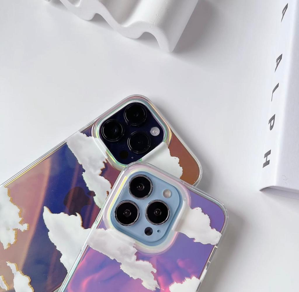 New CLOUD HOLOGRPAHIC CASE