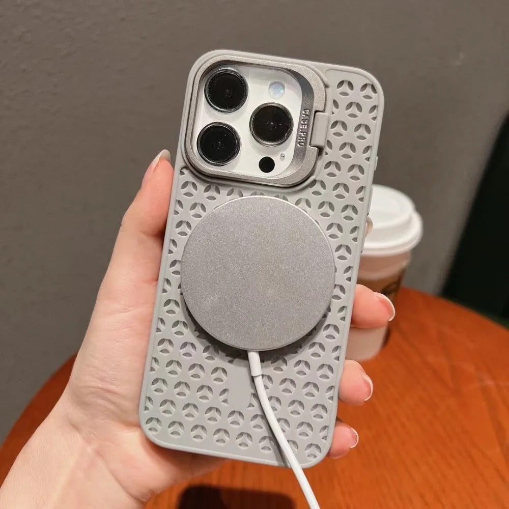 MAGNETIC MESH COOLING SHELL WITH CAMERA STAND