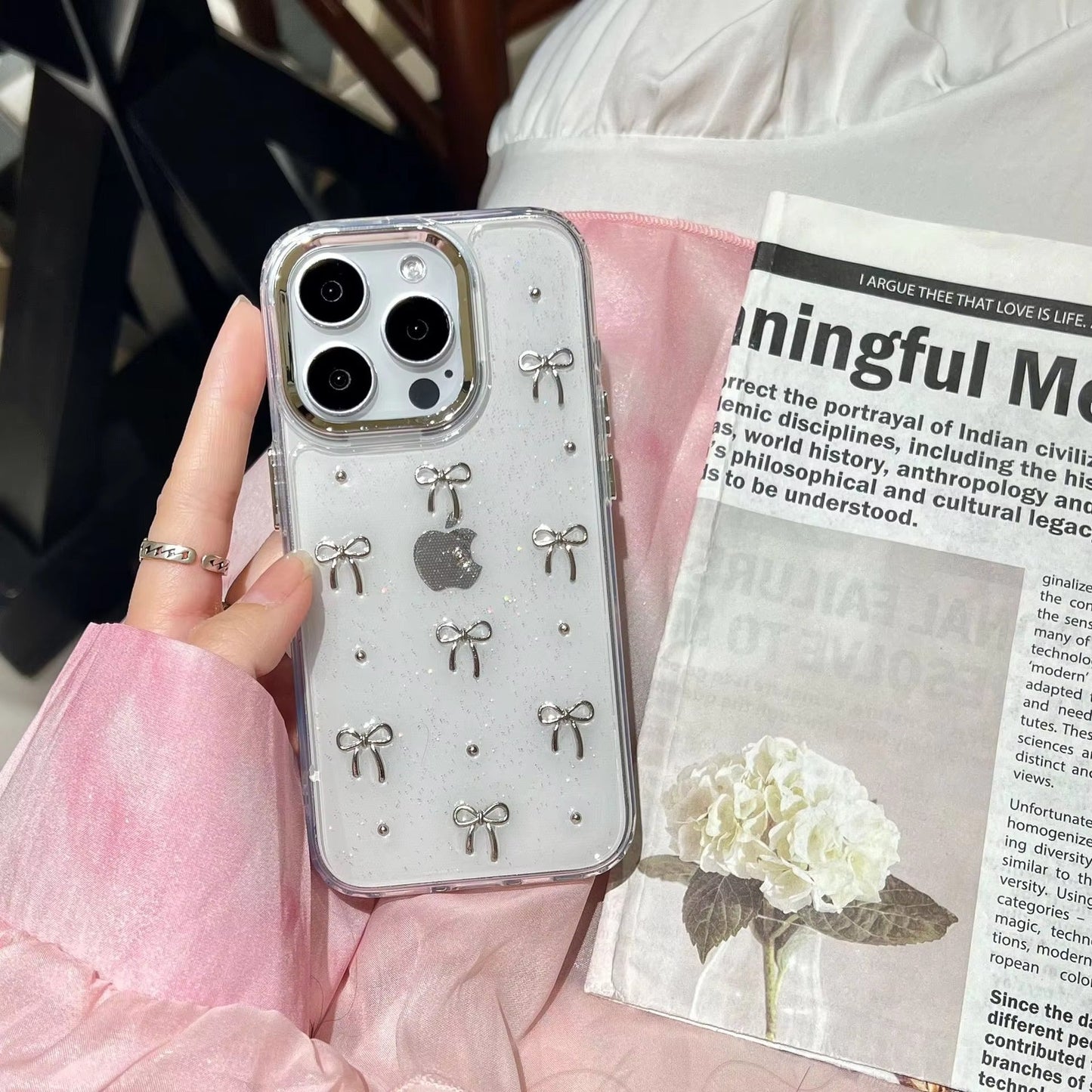 New Premium Bow 🎀 Glitter Case