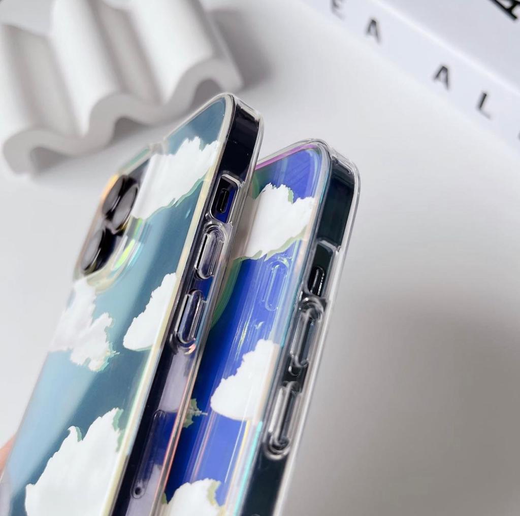 New CLOUD HOLOGRPAHIC CASE