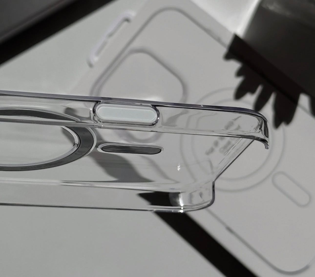 Original  Apple MagSafe Ic Animation Case!