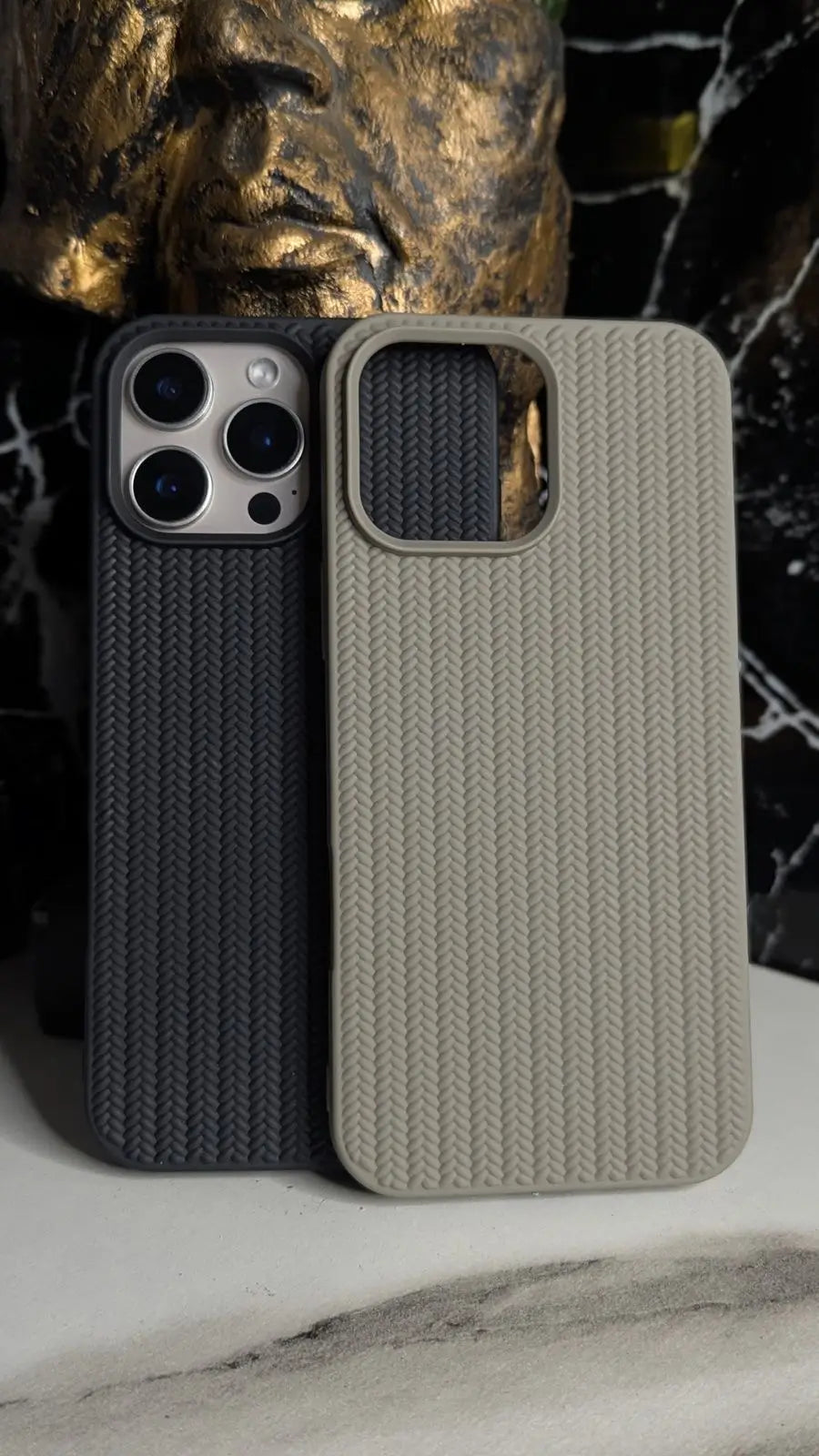 Sweater Woven Knit Case 🖤