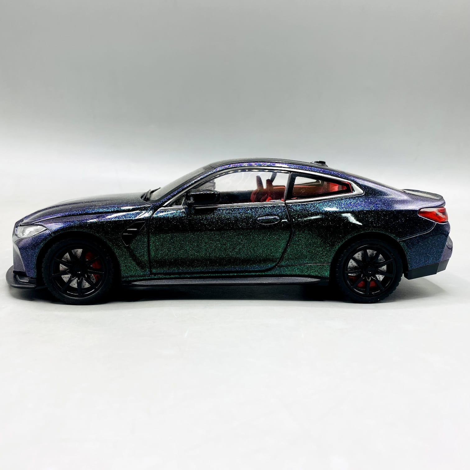 1:24 Diecast BMW M4 IM Super Car With Light and Sound