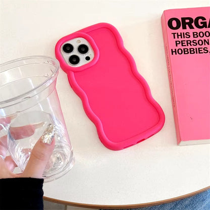 Premium Wavy Luxury Silicone Case